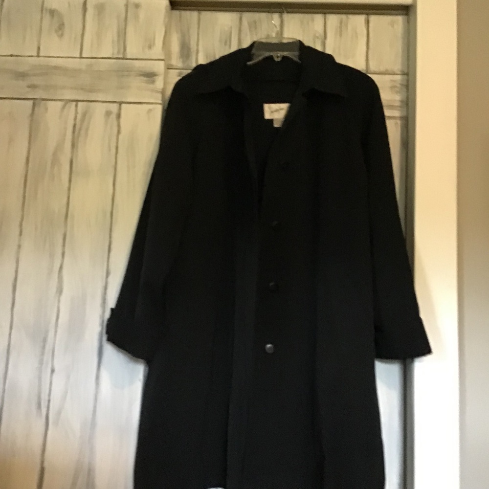 Jacqueline Ferrar XL Zip out lining black polyester hooded coat.